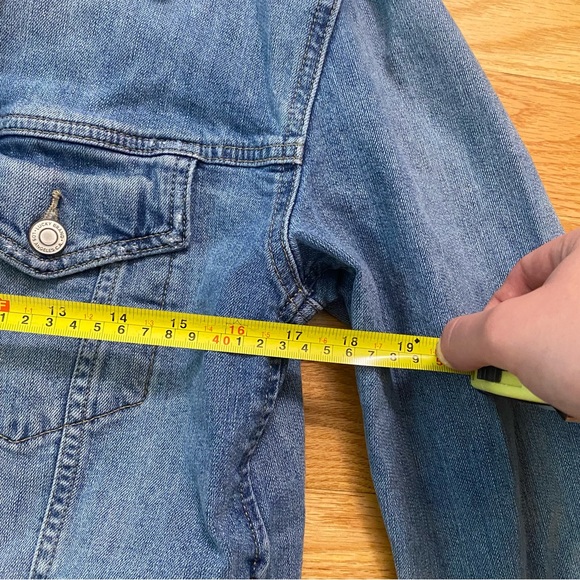 Lucky Brand Tomboy Trucker jacket jean denim jacket small medium wash distressed - Picture 7 of 11